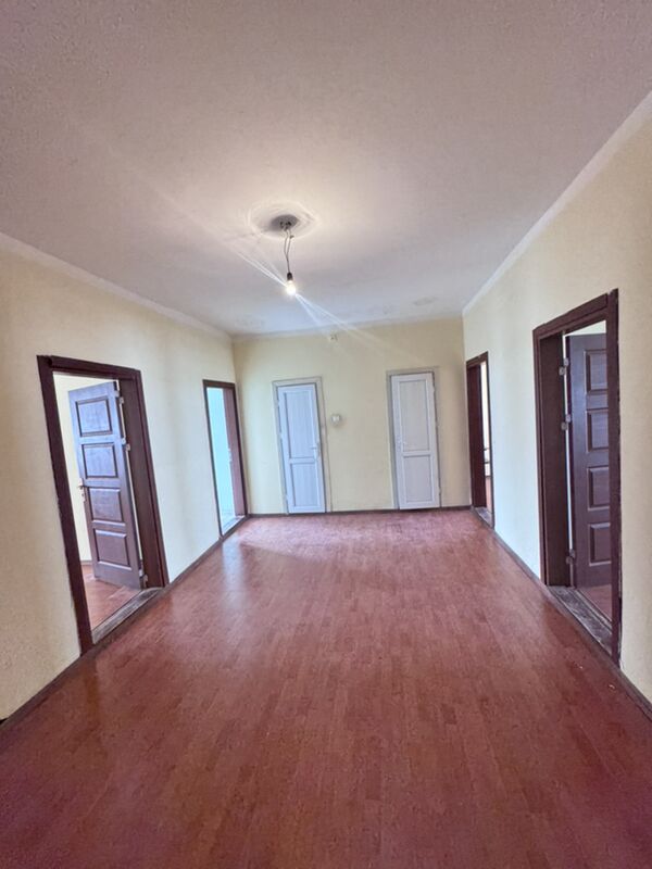 Mir7/1 3kom 86m2 - Parahat 7 - img 1