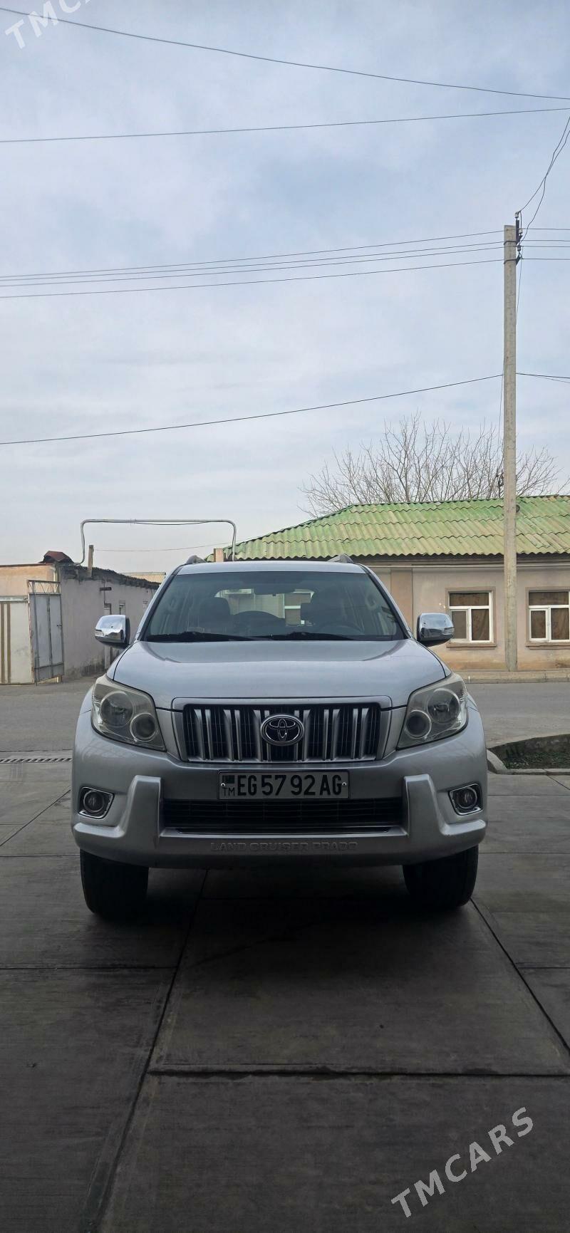Toyota Land Cruiser Prado 2011 - 500 000 TMT - Ашхабад - img 1