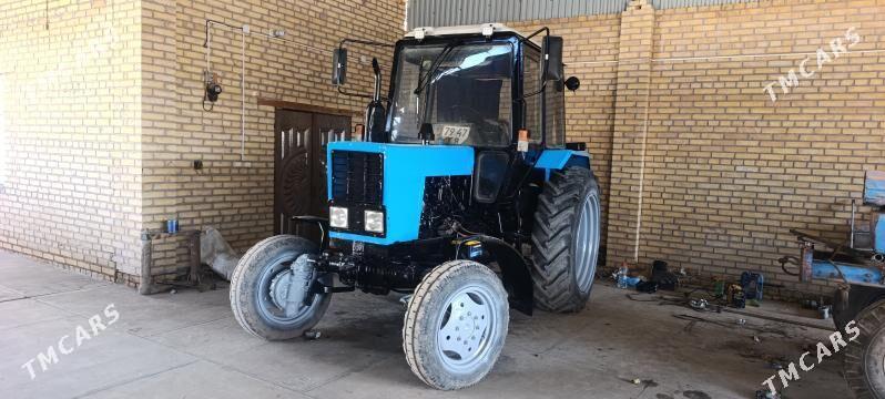 MTZ 82 2009 - 180 000 TMT - Халач - img 1