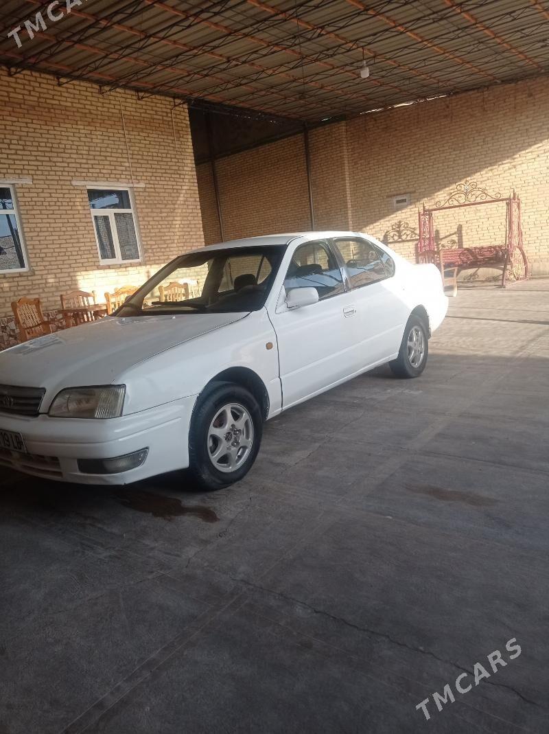 Toyota Camry 1994 - 55 000 TMT - Саят - img 1