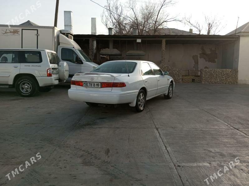 Toyota Camry 1999 - 138 000 TMT - Мары - img 1