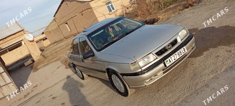 Opel Vectra 1992 - 50 000 TMT - Сакар - img 1