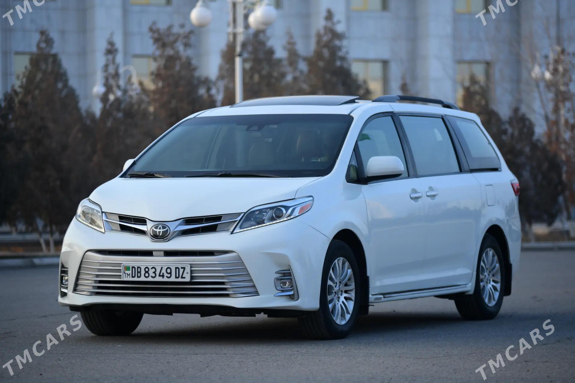 Toyota Sienna 2018 - 440 000 TMT - Daşoguz - img 1