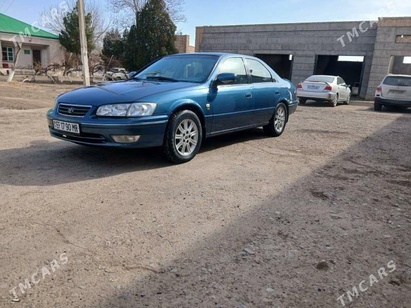 Toyota Camry 2000 - 156 000 TMT - Байрамали - img 1