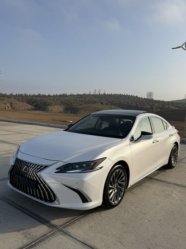 Lexus ES 350 2019 - 565 000 TMT - 30 мкр - img 1