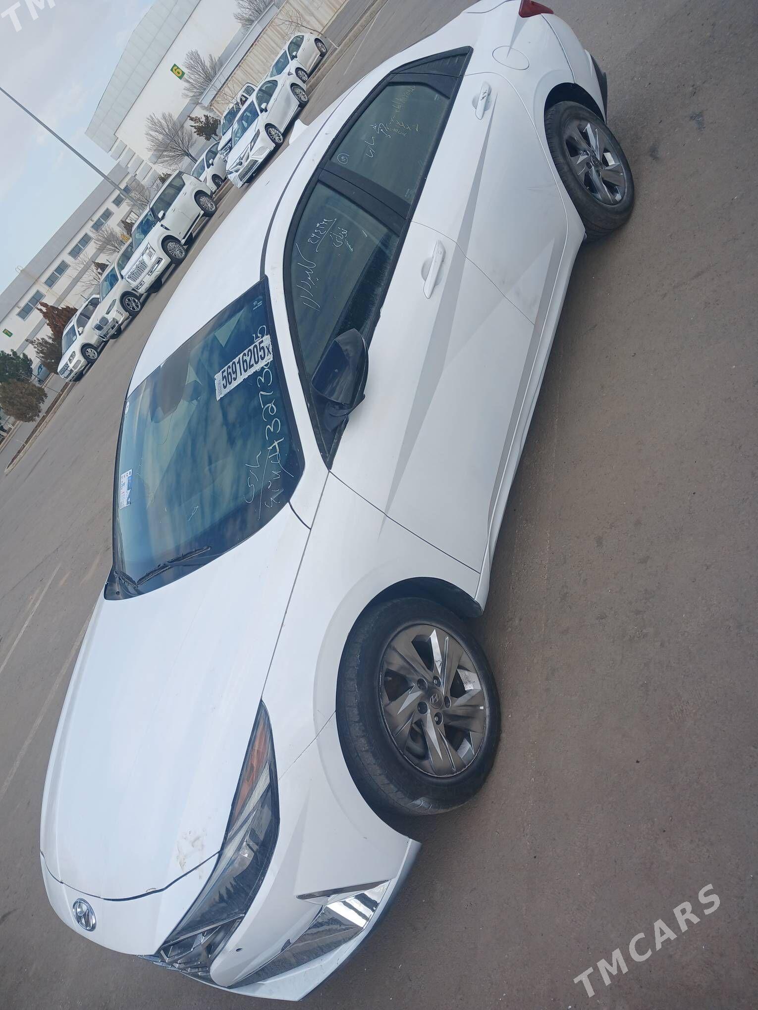 Hyundai Elantra 2022 - 195 000 TMT - Бекреве - img 1