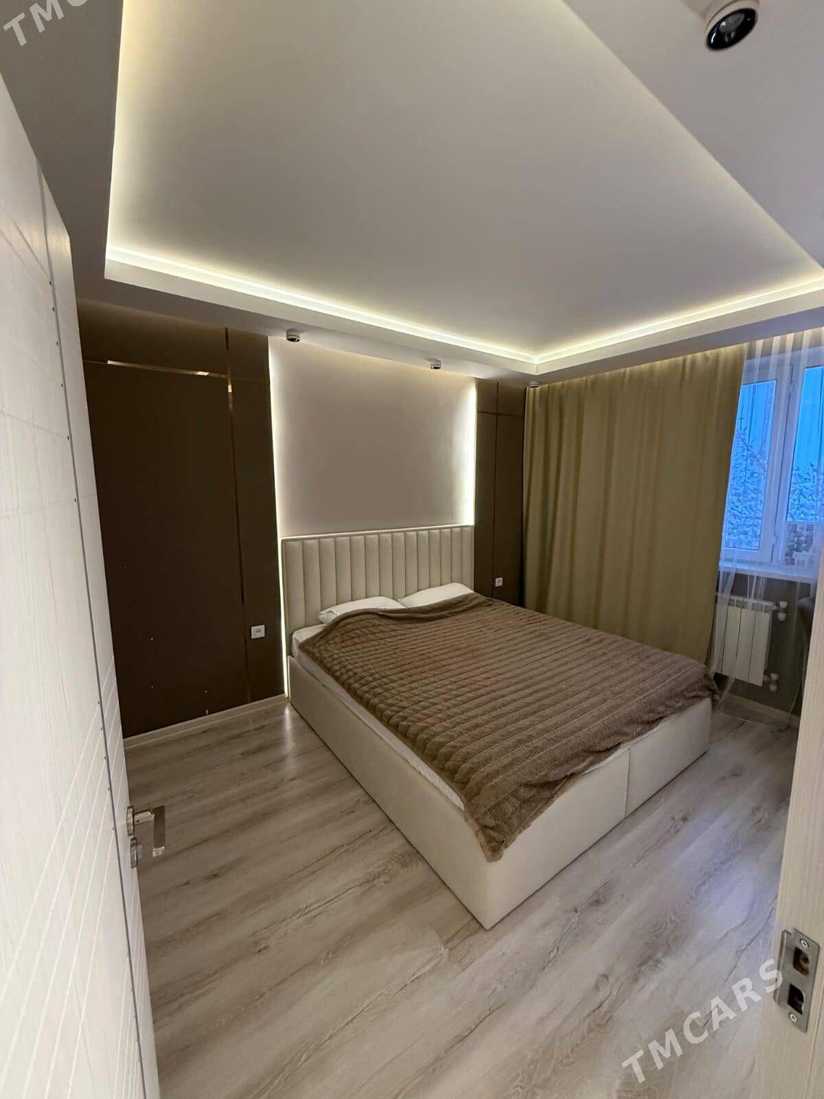 БОЛГАРКА УЛ.ЭНГЕЛЬСА - Ашхабад - img 1