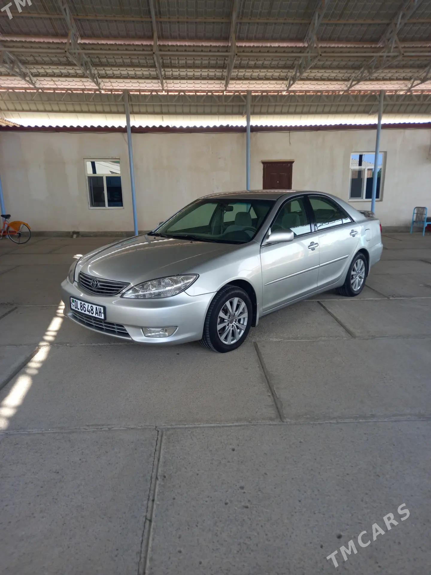 Toyota Camry 2004 - 190 000 TMT - Кака - img 1