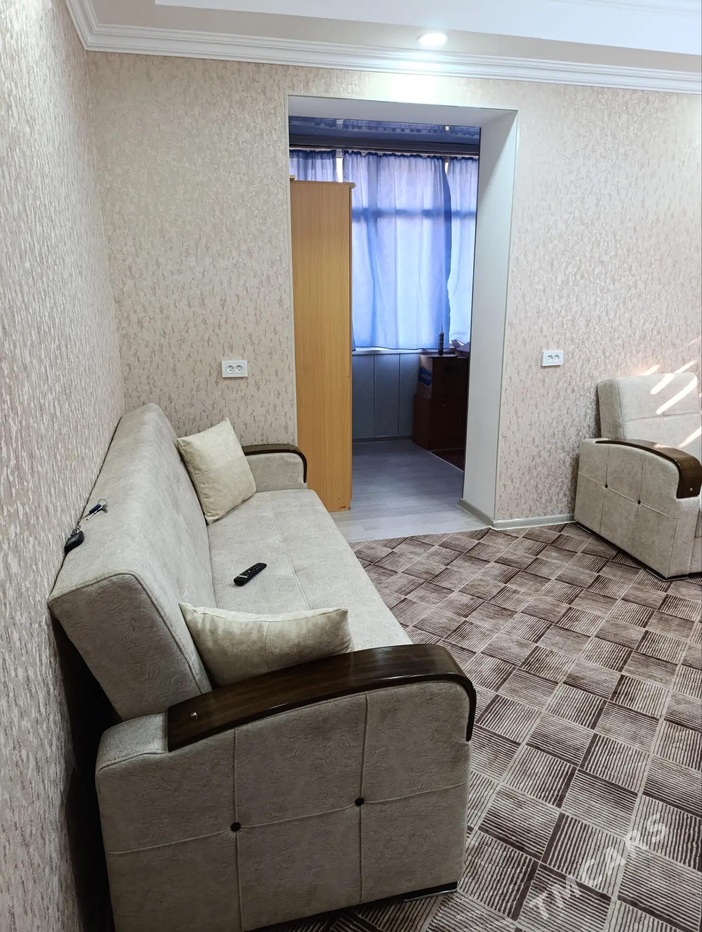 30 mkr 1v2 kom yewro remont - 30 мкр - img 1