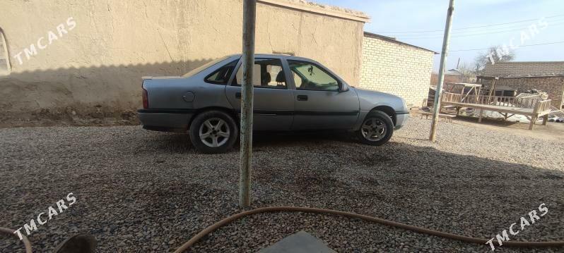 Opel Vectra 1992 - 28 000 TMT - Mary - img 1