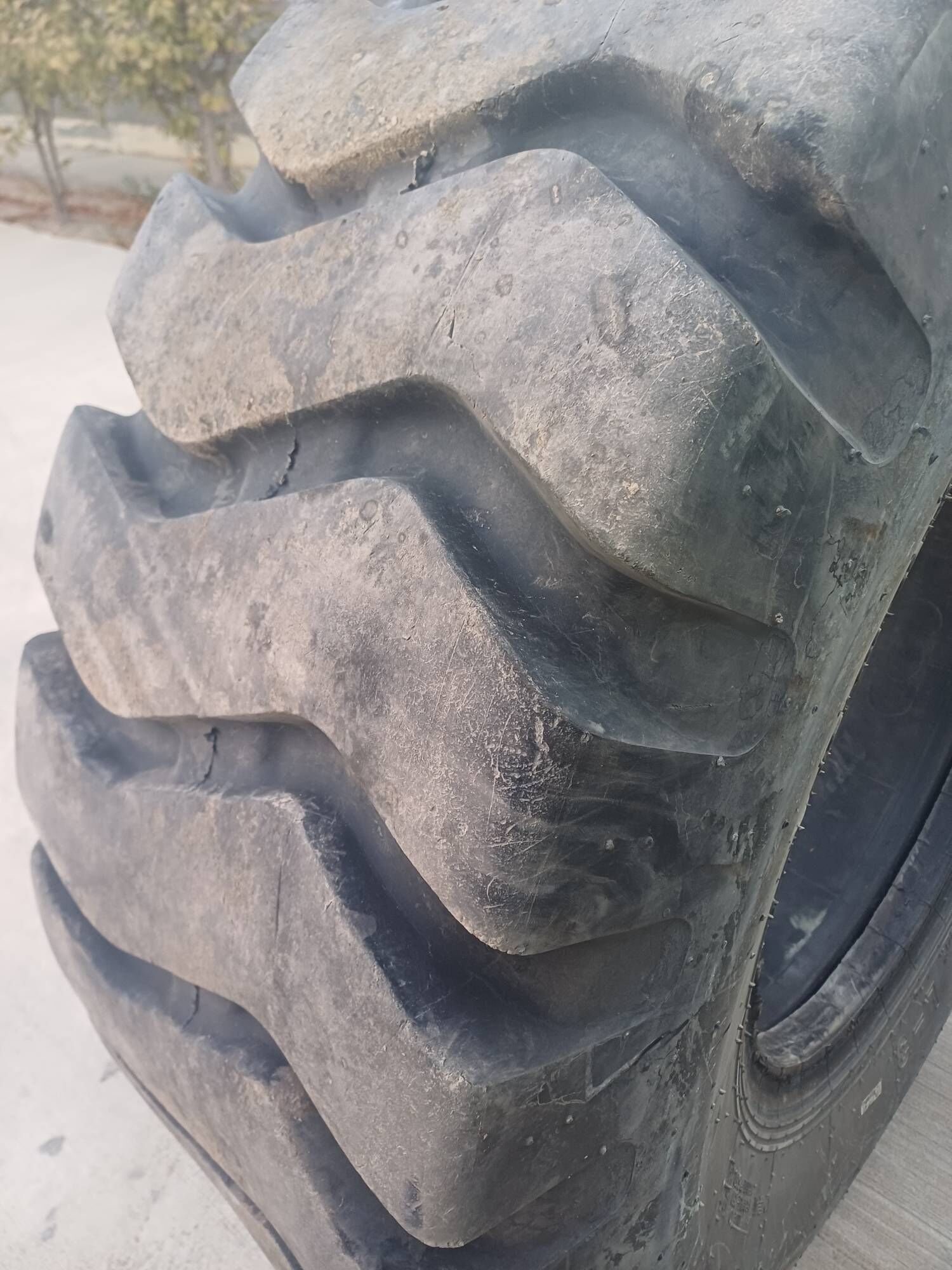 teker 17.5/25 текер 3 000 TMT - Тязе заман - img 1