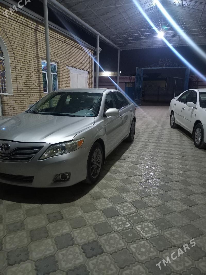Toyota Camry 2011 - 215 000 TMT - Мары - img 1