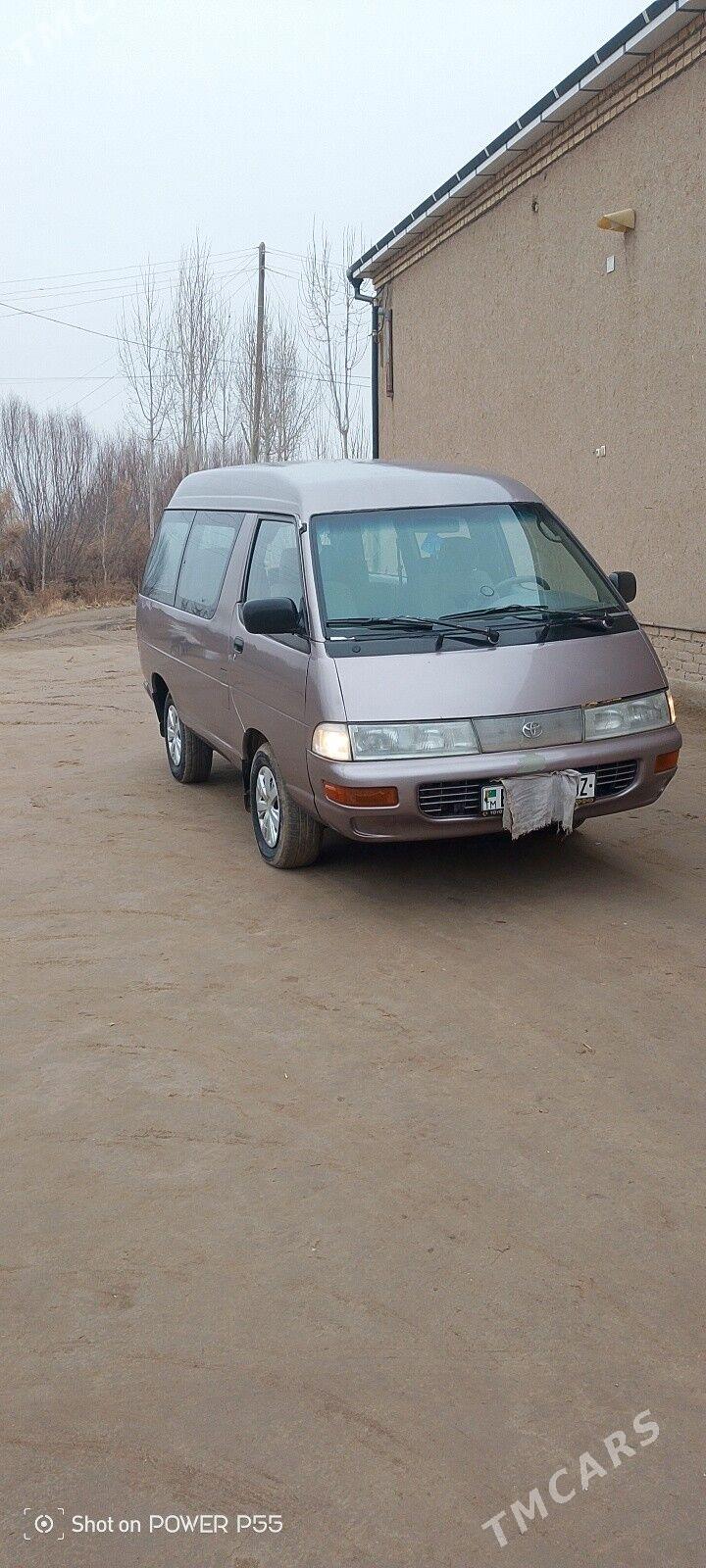 Toyota Town Ace 1993 - 70 000 TMT - Gurbansoltan Eje - img 1