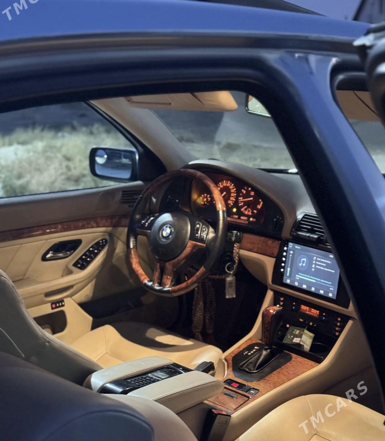 BMW E39 2002 - 160 000 TMT - Туркменабат - img 1