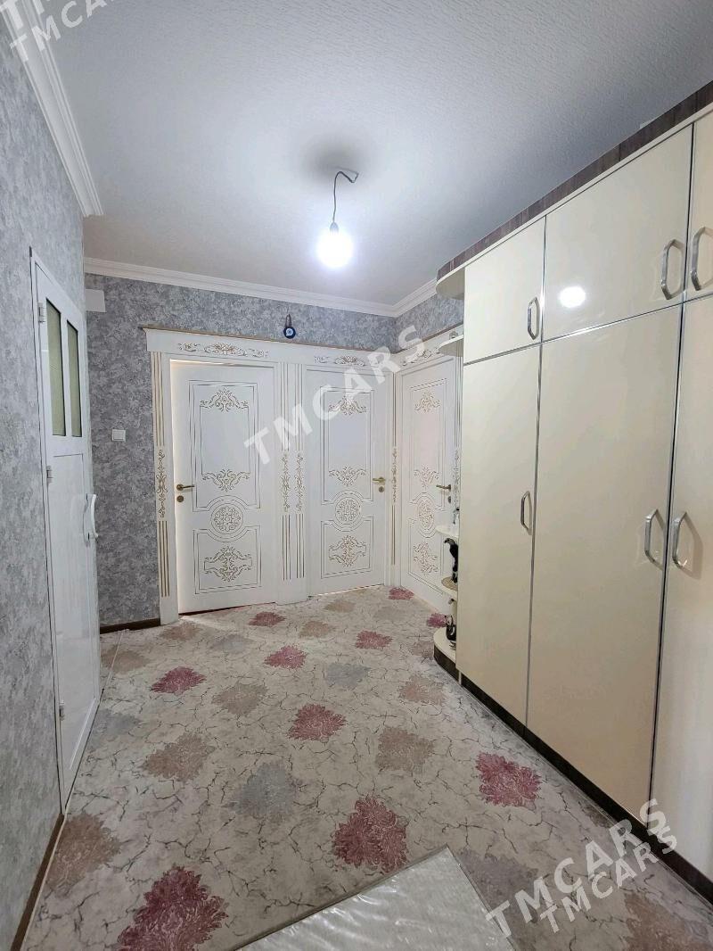 satlyk jay - Mary - img 1