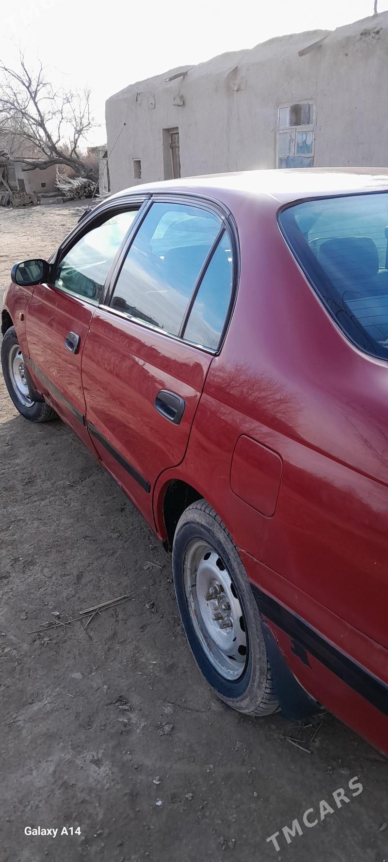 Toyota Carina 1995 - 90 000 TMT - етр. Туркменбаши - img 1
