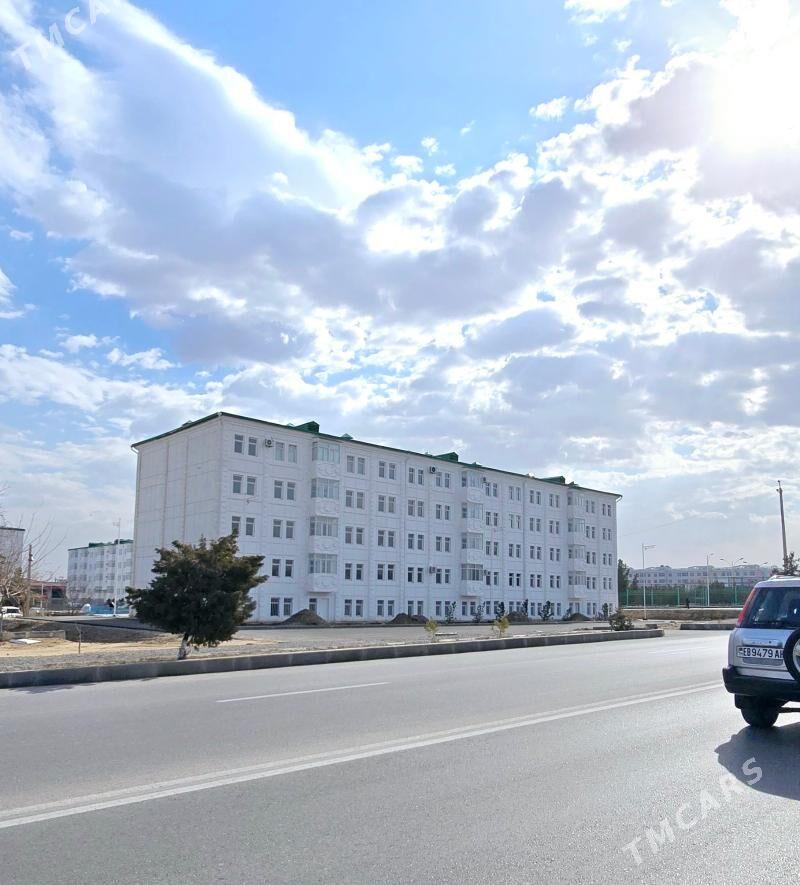 Ofis Hususy emlak magazyn salon - Анев - img 1