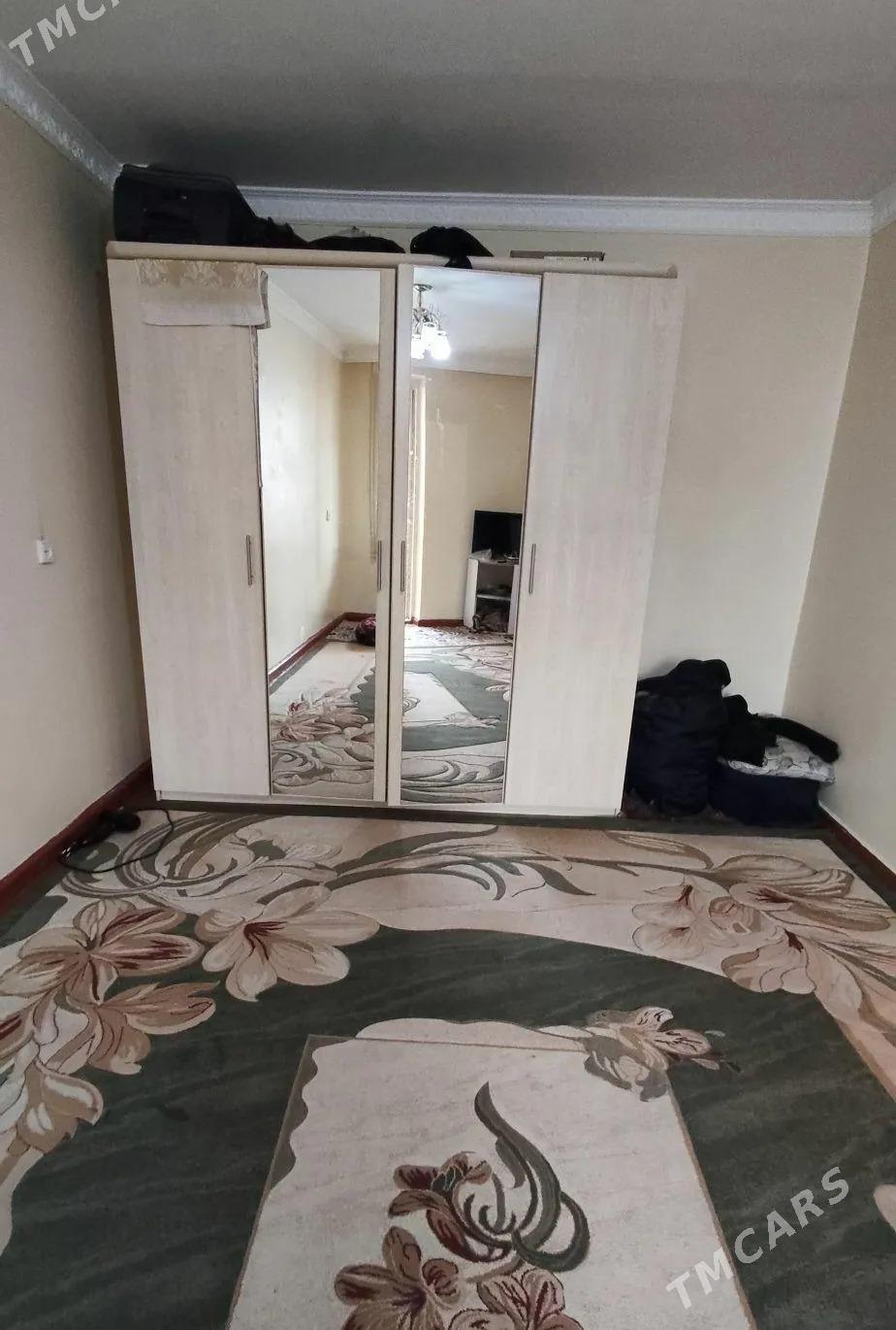 1ком гастинка 1этаже 10мкр - 10 мкр - img 1