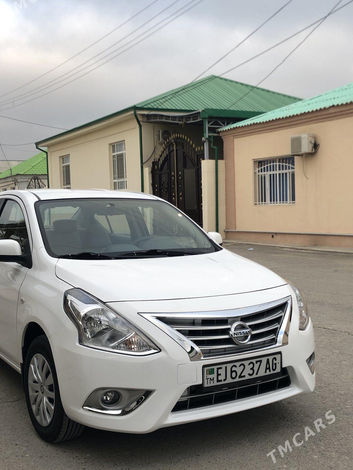 Nissan Sunny 2023 - 170 000 TMT - Büzmeýin - img 1