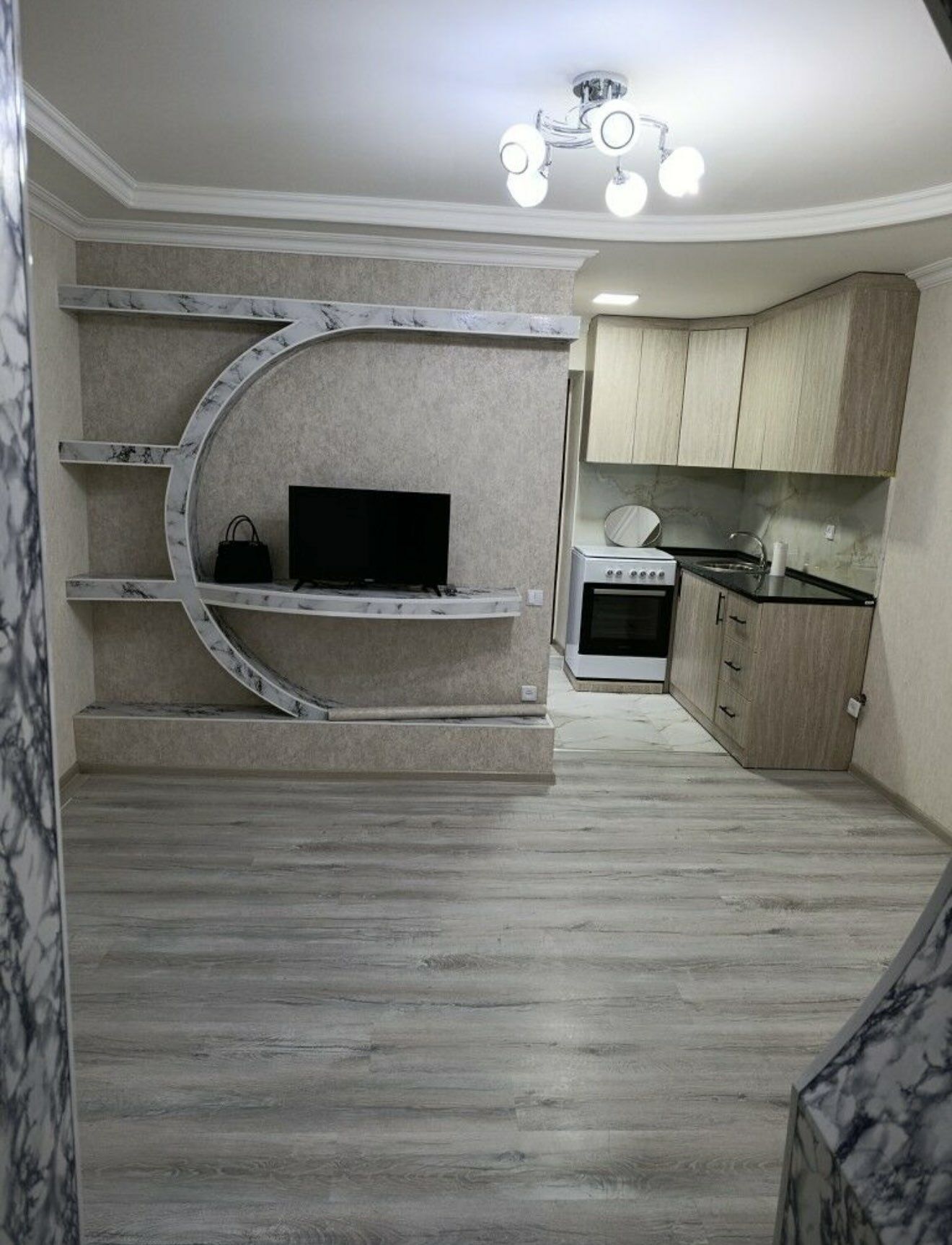 6мкр 2эт 1ком 28м2 Евро Сроч - Aşgabat - img 1