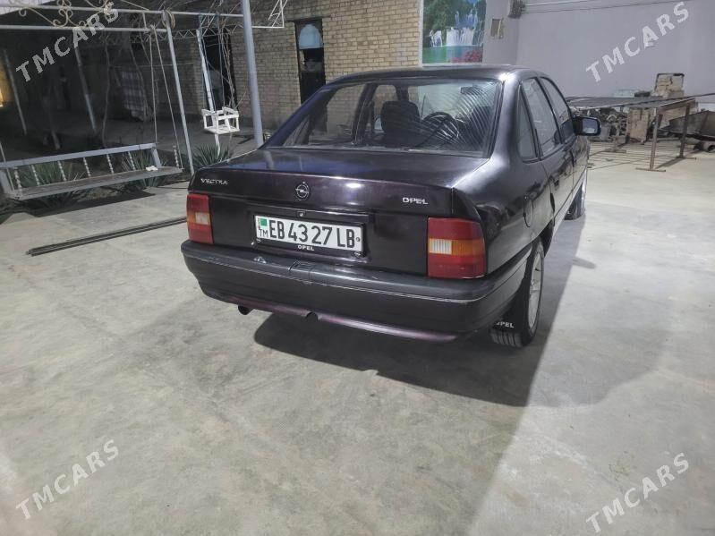Opel Vectra 1991 - 32 000 TMT - Чарджоу - img 1