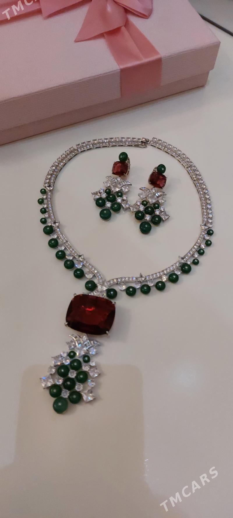 колье гулакхалка тәзе - ул. Туркменбаши шаёлы (Ленина) - img 1