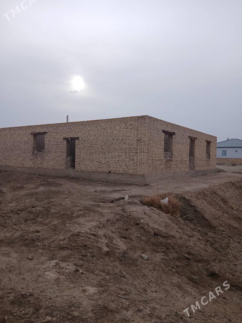 jay - Дашогуз - img 1