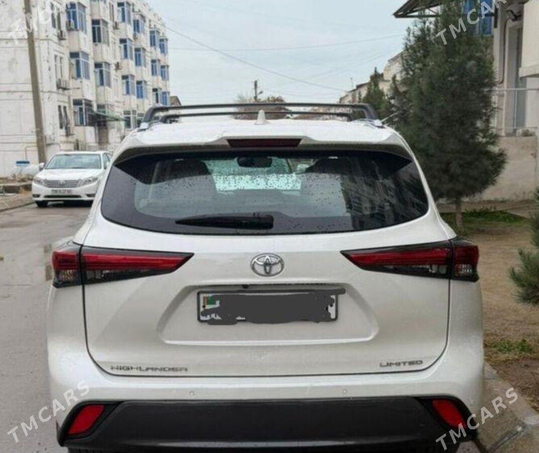 Toyota Highlander 2022 - 720 000 TMT - Aşgabat - img 1