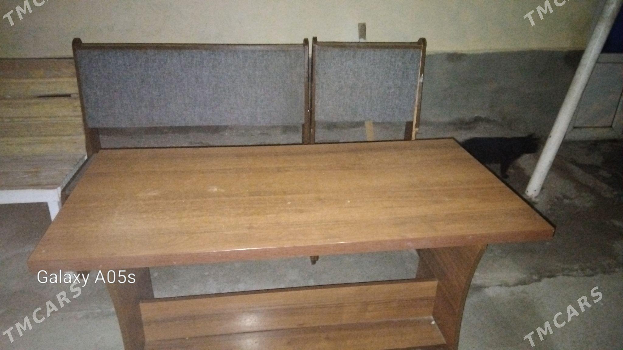 kuhnya stol stul - 6 mkr - img 1