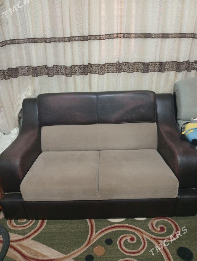 Диван - Бузмеин - img 1