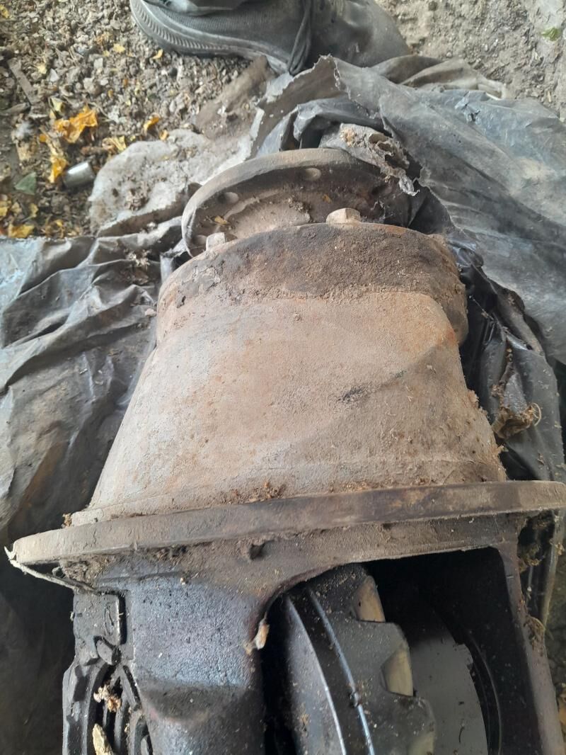 laz afdobuz reduktor palos kom 1 300 TMT - Ак-Бугдайский этрап - img 1