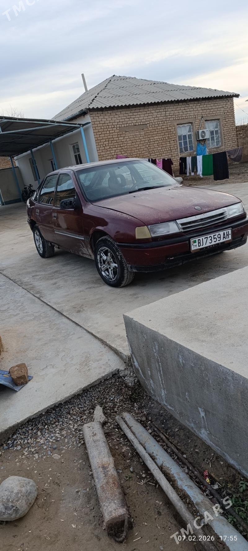 Opel Vectra 1993 - 14 000 TMT - Кака - img 1