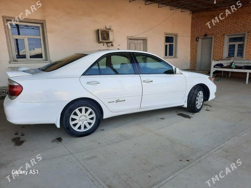 Toyota Camry 2003 - 170 000 TMT - Halaç - img 1