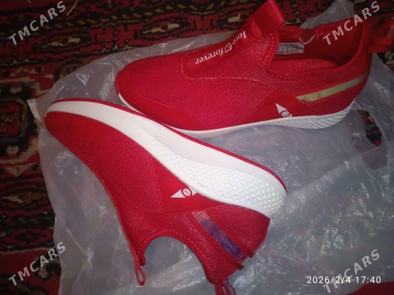 jenskiye krossovki - Туркменабат - img 1