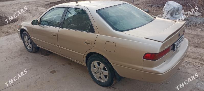 Toyota Camry 1998 - 140 000 TMT - Köneürgenç - img 1