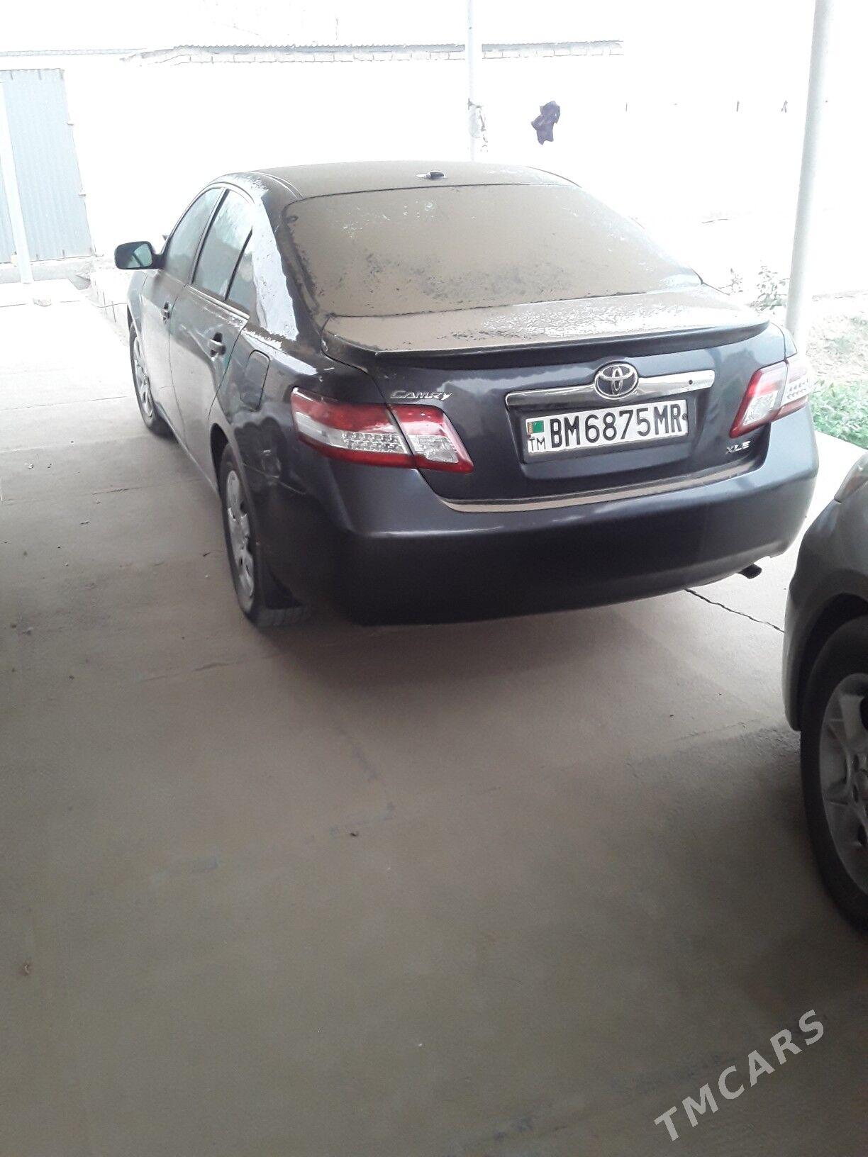 Toyota Camry 2011 - 220 000 TMT - Мары - img 1