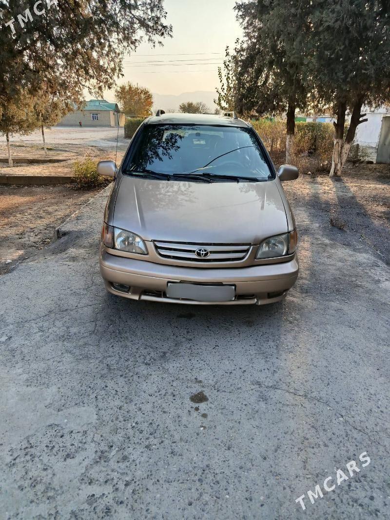 Toyota Sienna 2002 - 150 000 TMT - Ak bugdaý etraby - img 1