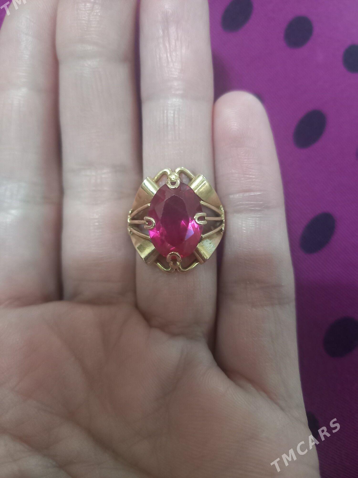 Gyzyl yuzuk - Кëши - img 1