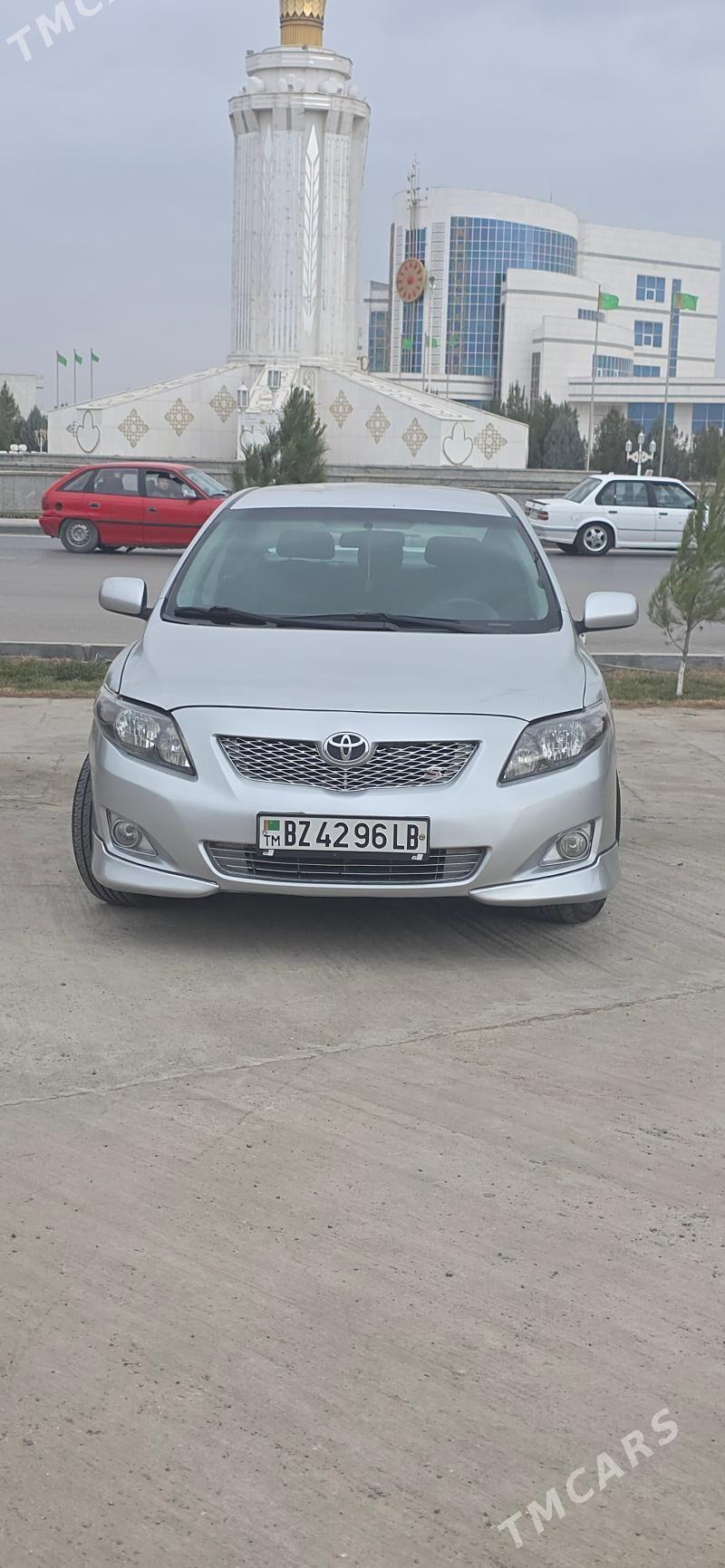 Toyota Corolla 2010 - 153 000 TMT - Туркменабат - img 1