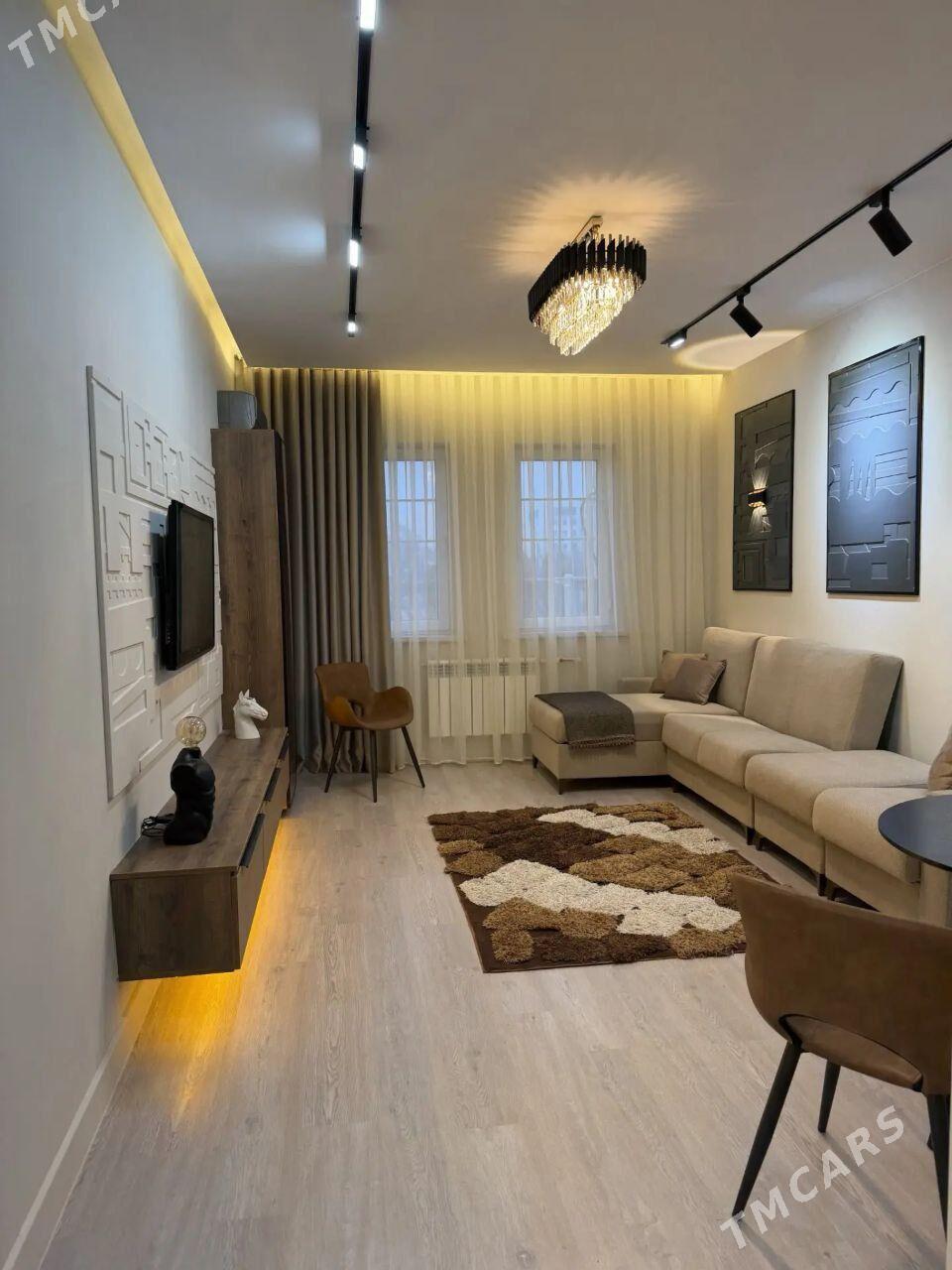 ЛЮКС МИР 3 3 КОМ 2ЭТ - Parahat 3 - img 1