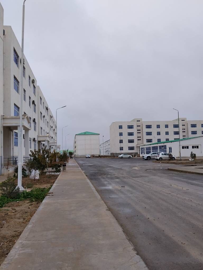 Anew pol elitga 4/2 5 komnat - Анев - img 1