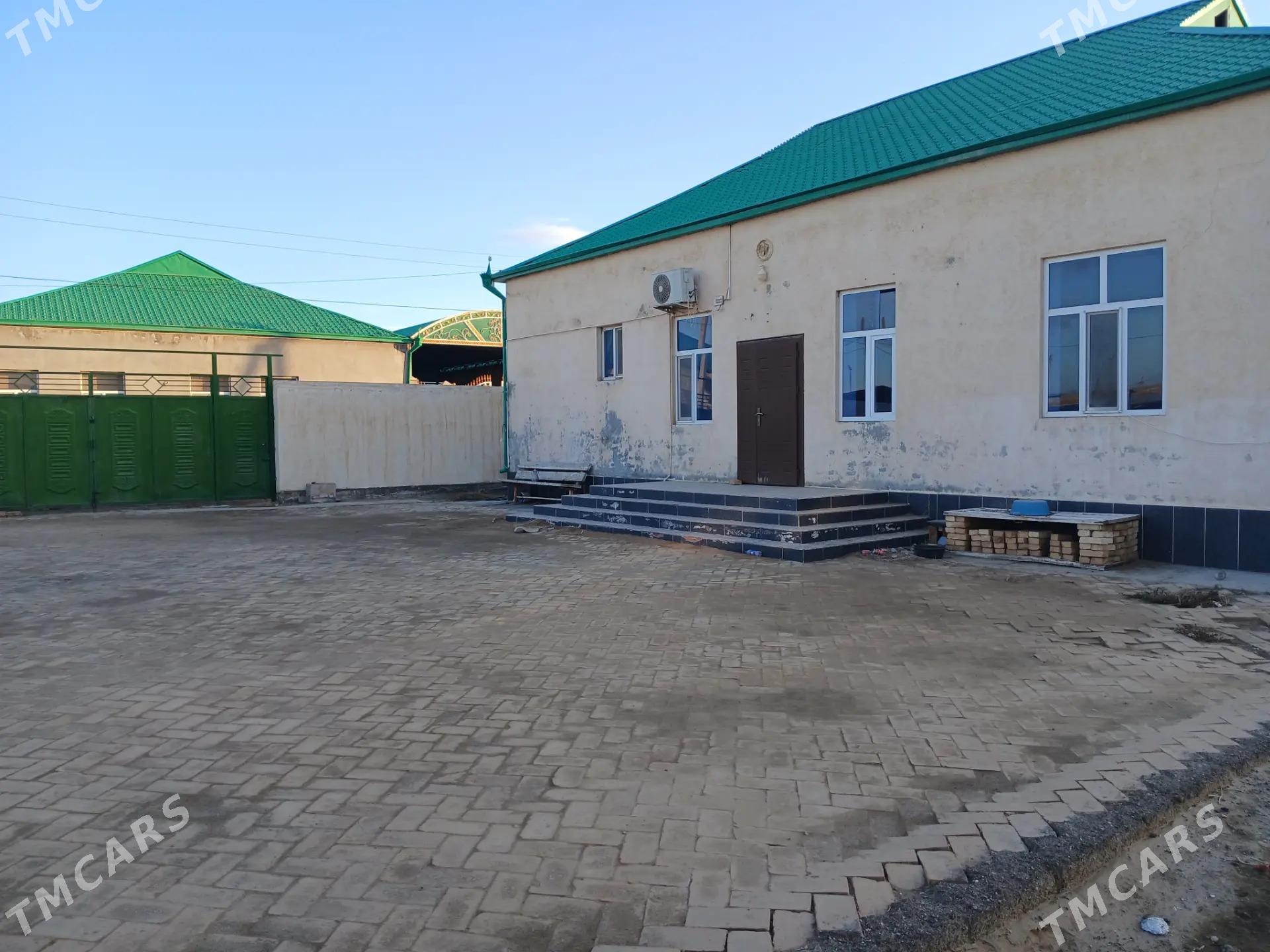 satlyk jay - Ýolöten - img 1