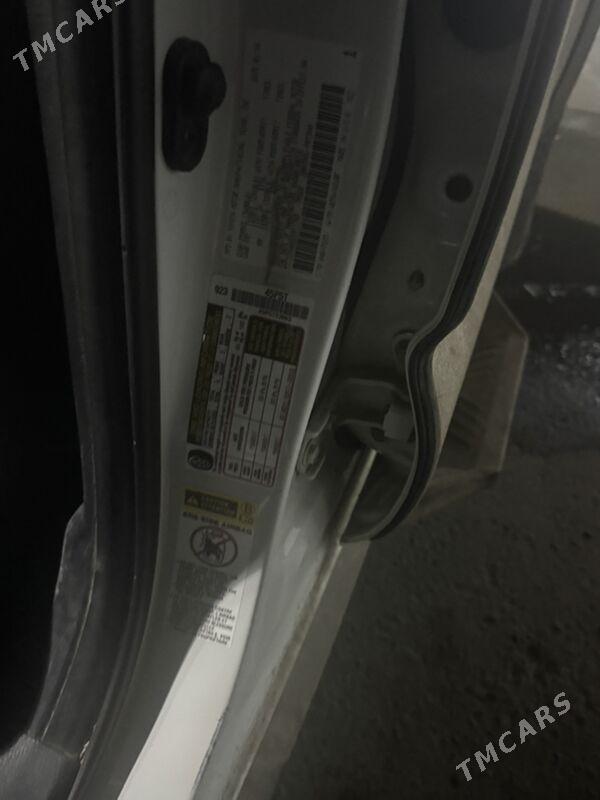 Toyota Tacoma 2016 - 333 000 TMT - Туркменабат - img 1