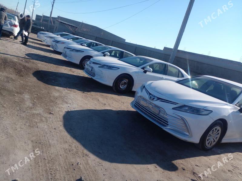 Toyota Camry 2021 - 196 000 TMT - Дашогуз - img 1