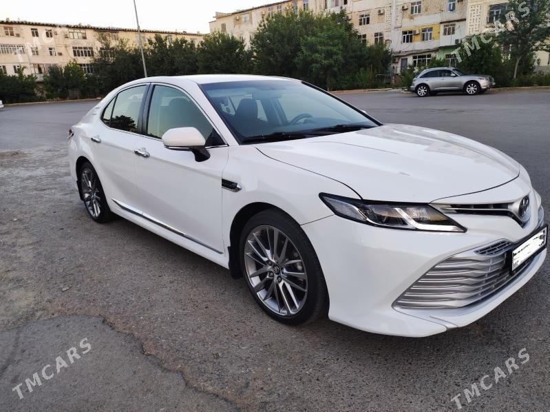 Toyota Camry 2019 - 245 000 TMT - Aşgabat - img 1