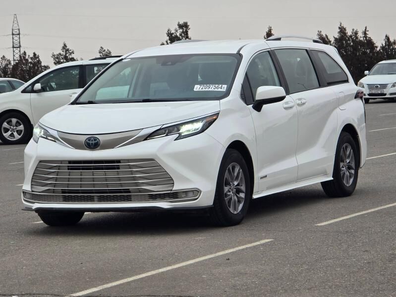Toyota Sienna 2021 - 495 000 TMT - Aşgabat - img 1