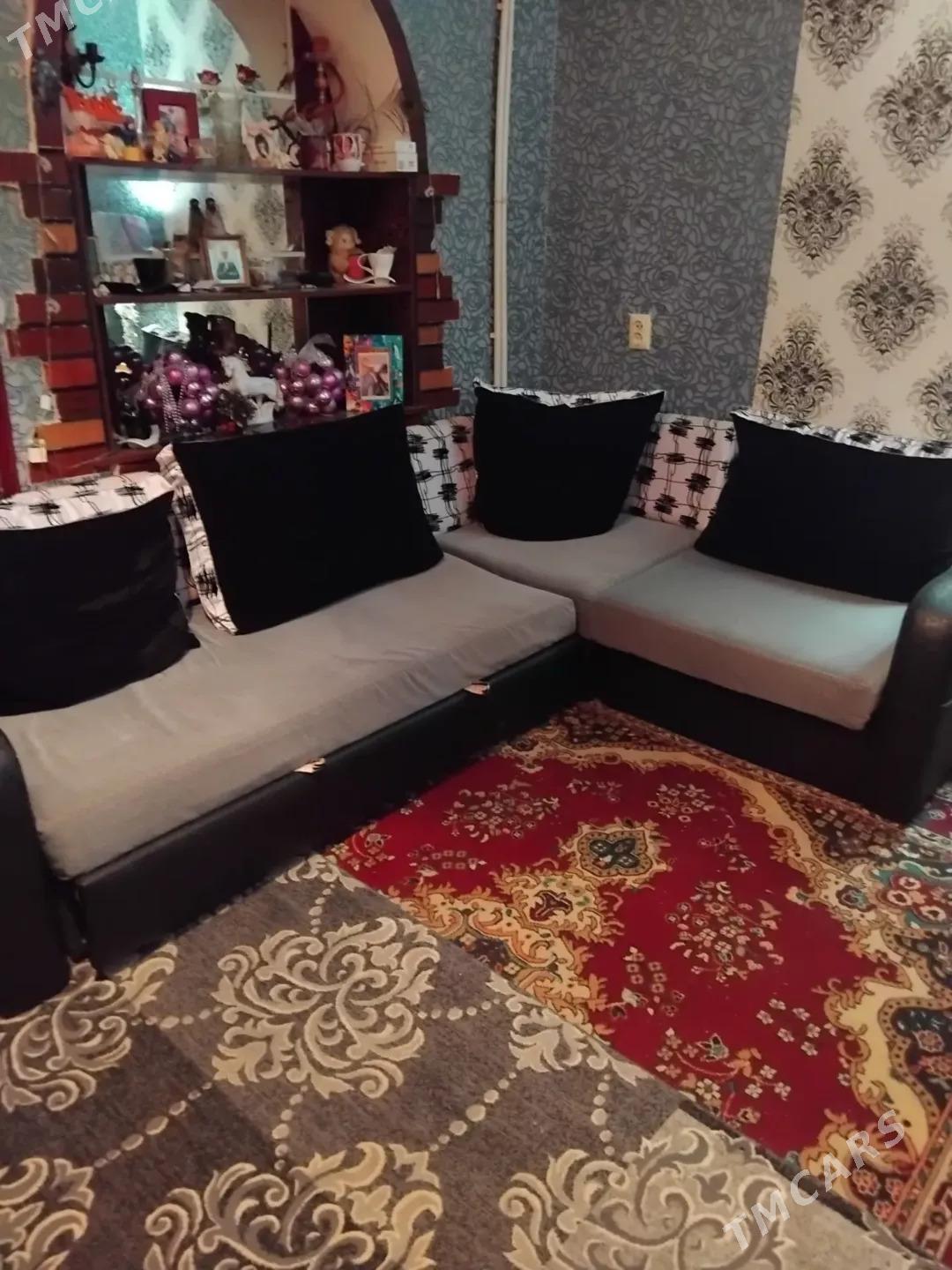 диван - Туркменбаши - img 1