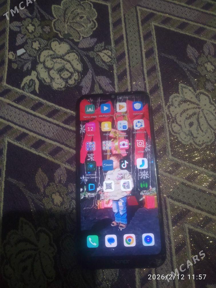 Honor 8a - Гумдаг - img 1