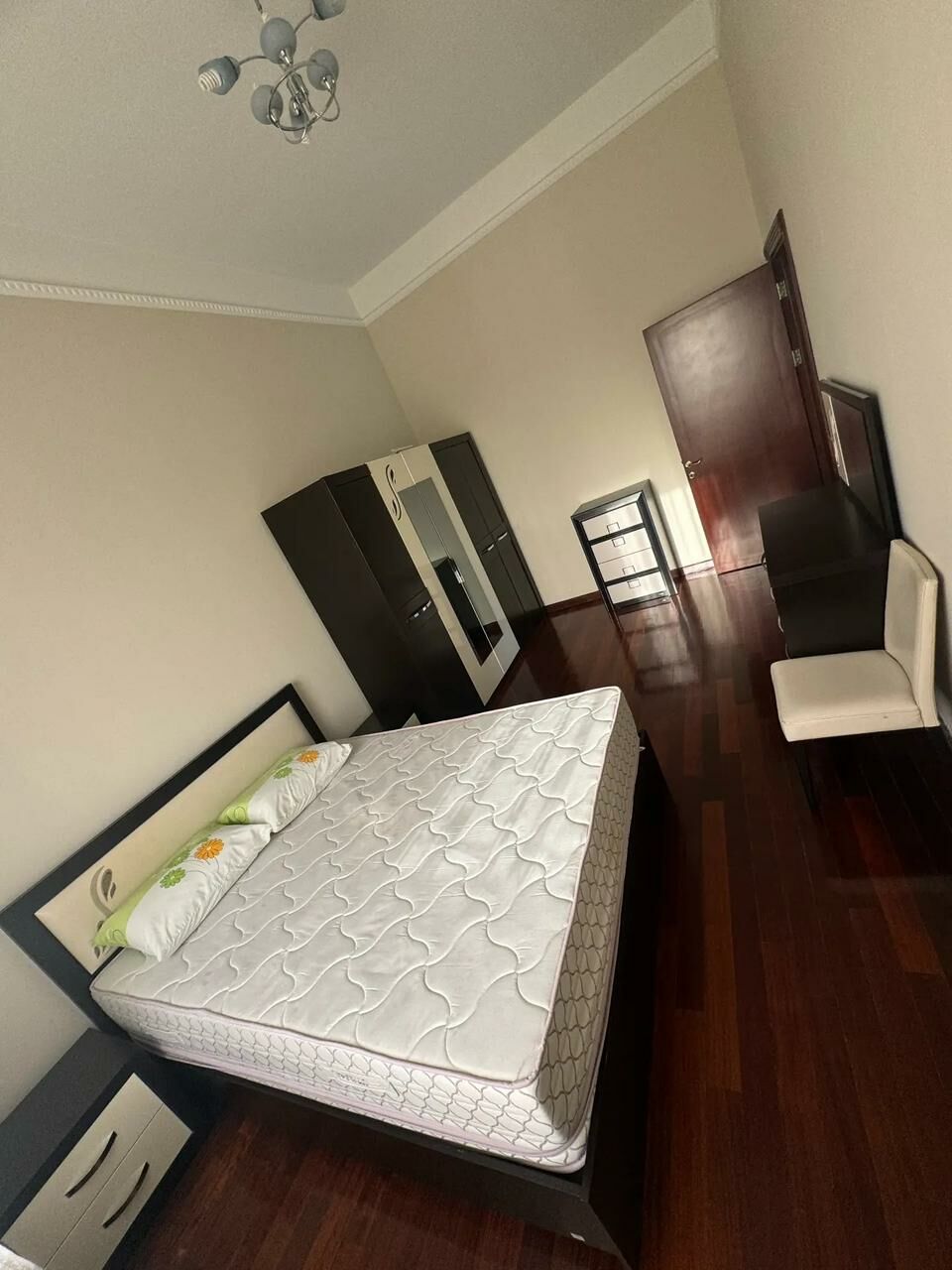 элитка нефтегаз по Мира 3комн - Aşgabat - img 1