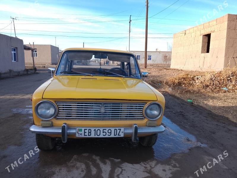 Lada 2101 1982 - 16 000 TMT - Гурбансолтан Едже - img 1